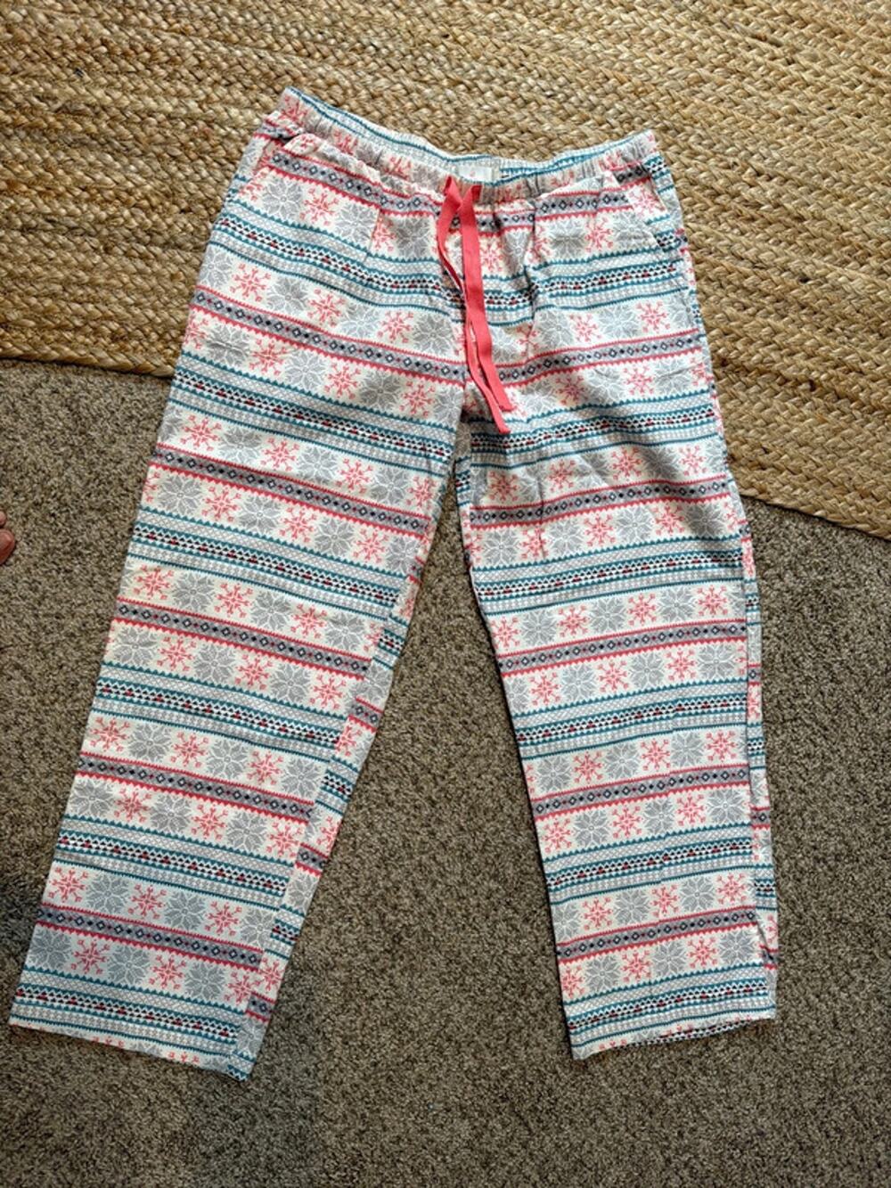Cuddl Duds snowflake 100% cotton pajama pants M 3033